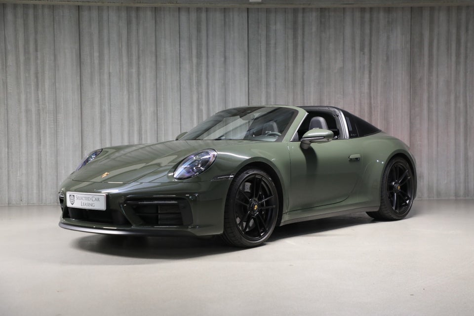 Porsche 911 Targa 4 GTS 3,0 PDK 2d