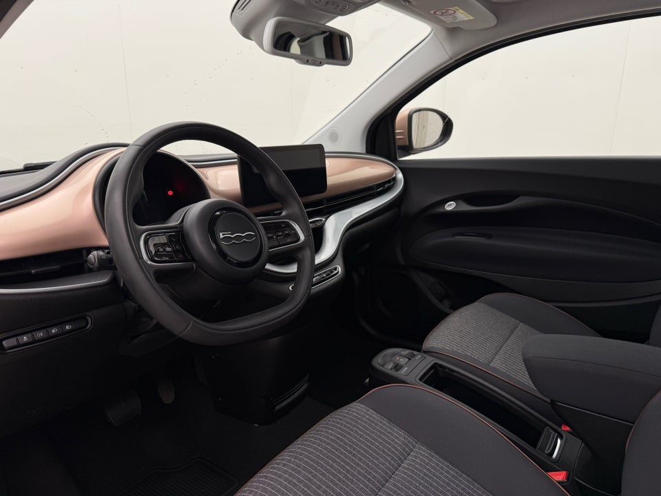 Fiat 500e 42 Icon 3+1 4d