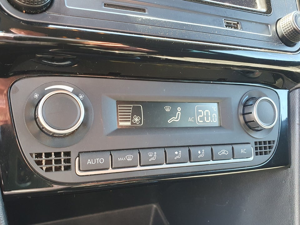 VW Polo 1,4 TSi 140 BlueGT Van 3d