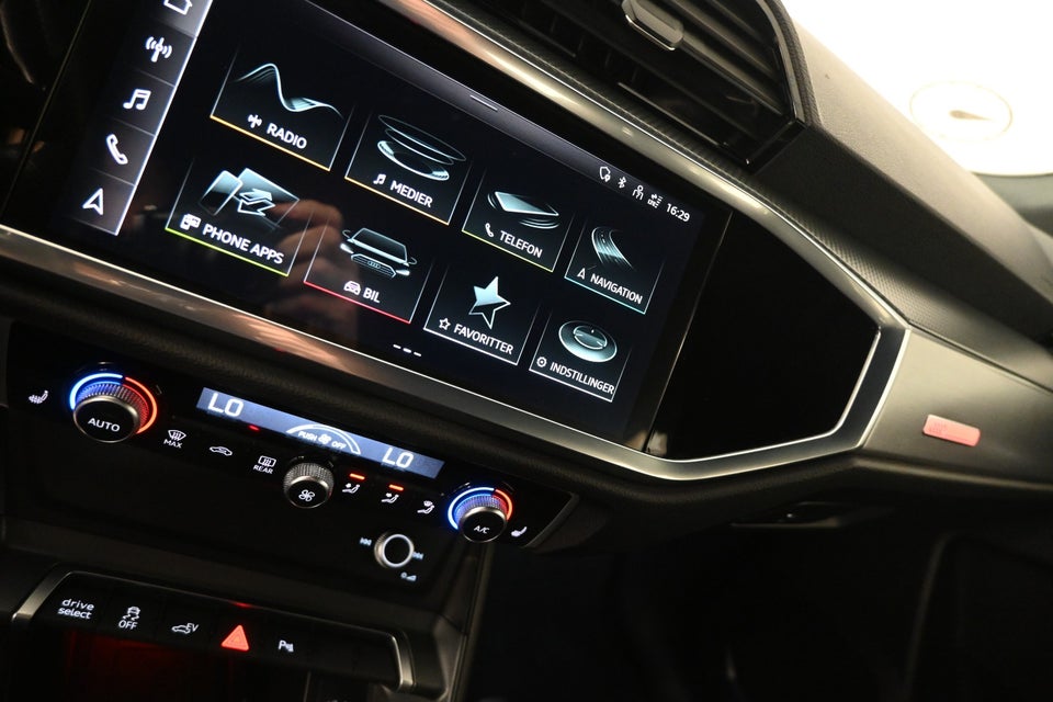 Audi Q3 45 TFSi e S-line plus S-tr. 5d