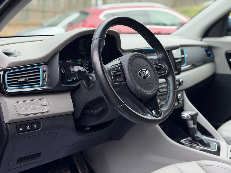 Kia Niro 1,6 PHEV Premium DCT 5d
