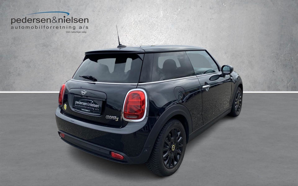 MINI Cooper SE Classic Trim 3d