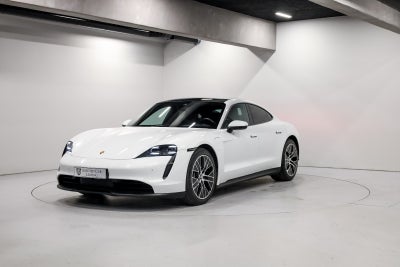 Porsche Taycan Performance+ 4d
