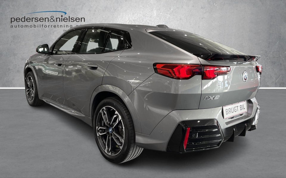 BMW iX2 eDrive20 M-Sport 5d