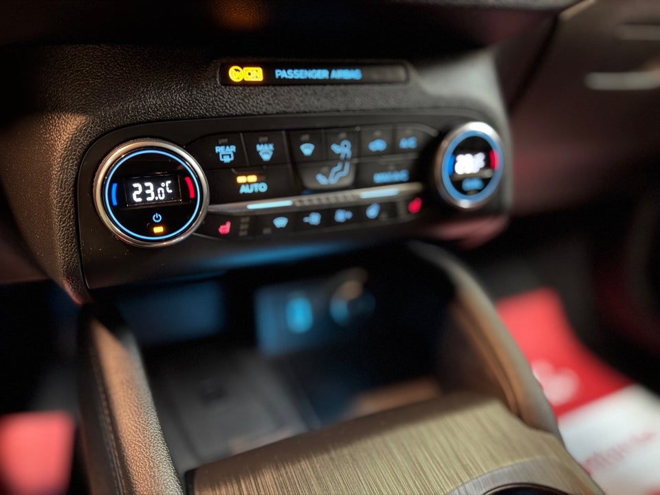 Ford Focus 1,5 EcoBlue Titanium stc. aut. 5d