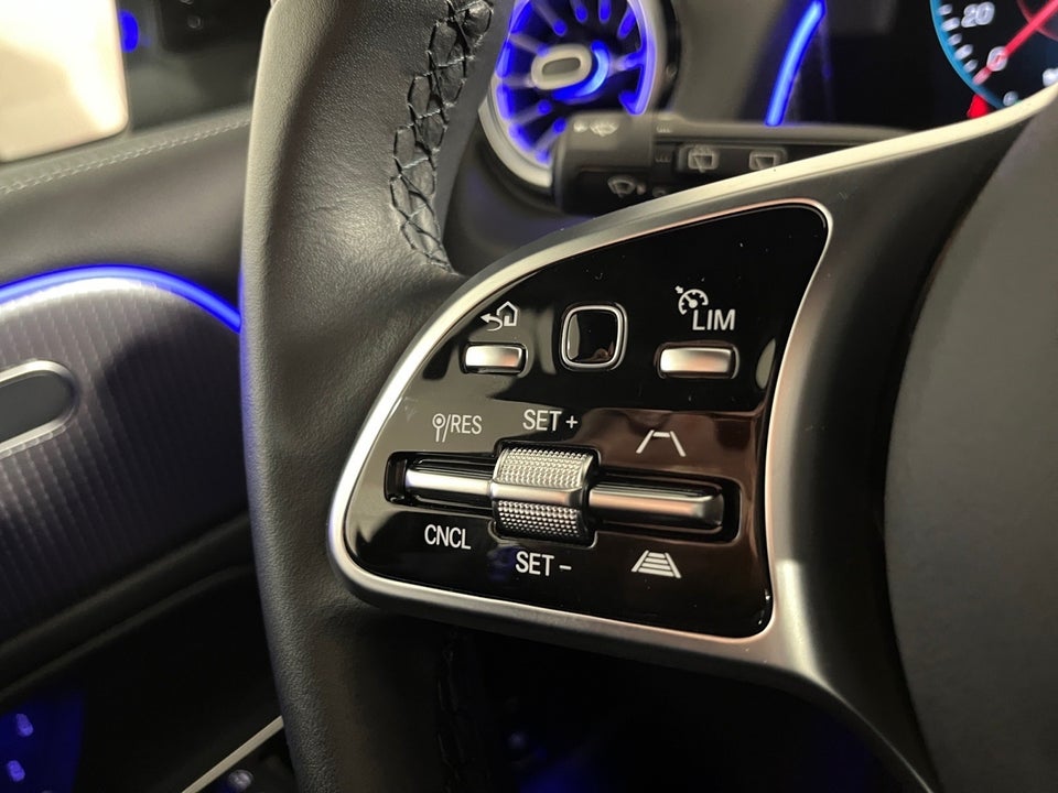 Mercedes EQB300 Progressive 4Matic 7prs 5d