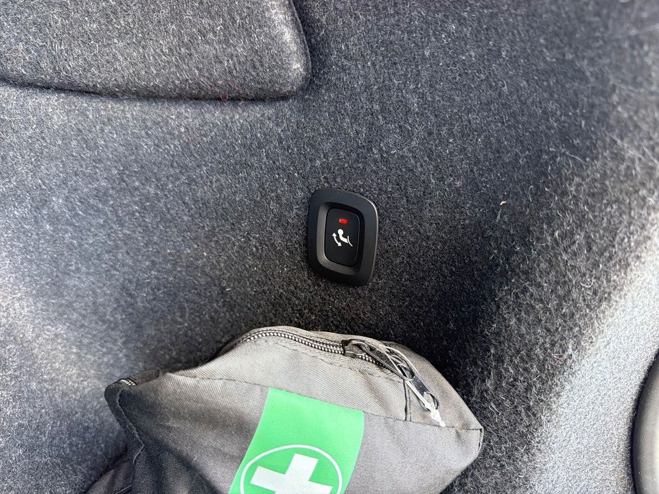 Volvo XC40 P6 ReCharge Plus 5d