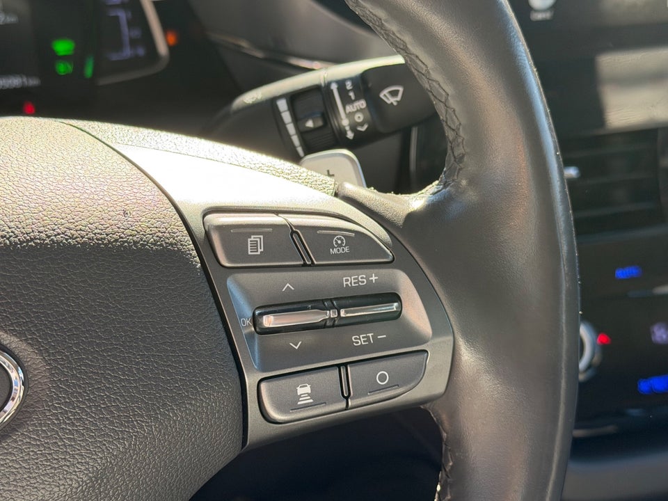 Hyundai Ioniq 1,6 PHEV Premium+ DCT 5d