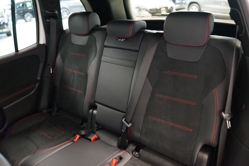 Mercedes EQB300 AMG Line 4Matic 5d