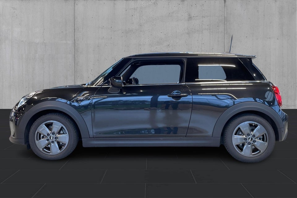 MINI Cooper SE Classic Trim 3d