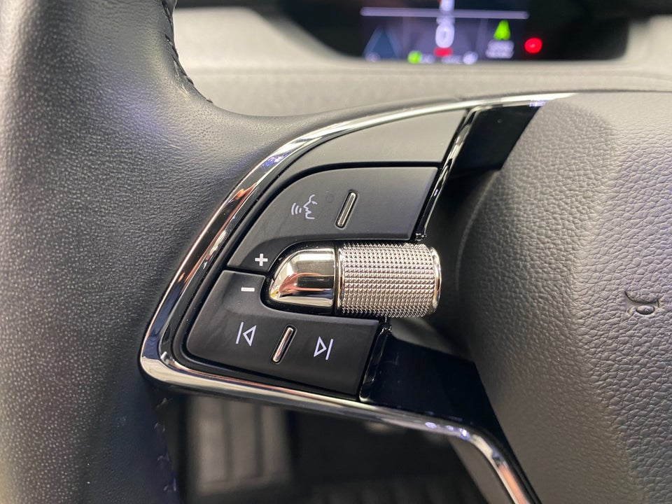 Skoda Enyaq 60 iV Loft 5d