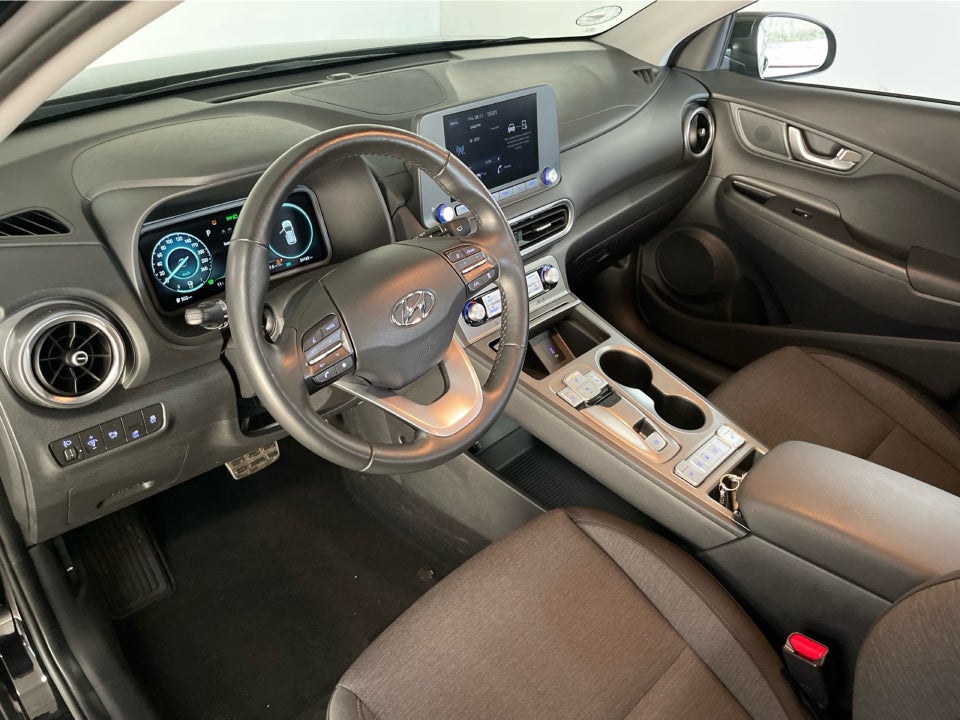Hyundai Kona 39 EV Select 5d