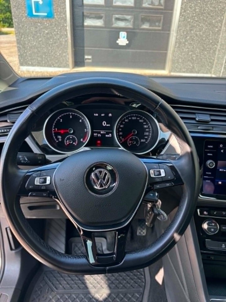 VW Touran 1,6 TDi 115 Comfortline Van 5d