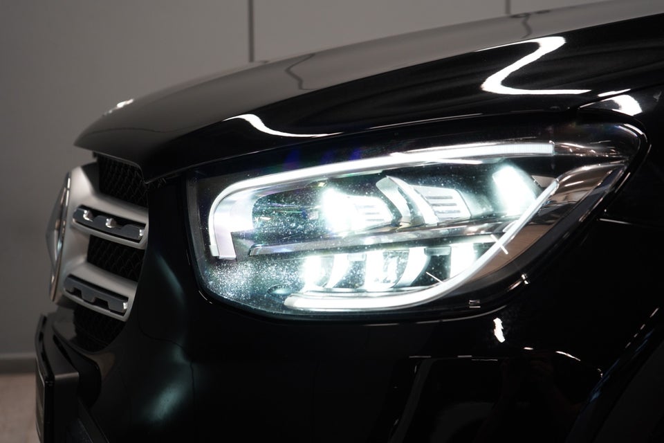 Mercedes GLC300 de 2,0 aut. 4Matic 5d