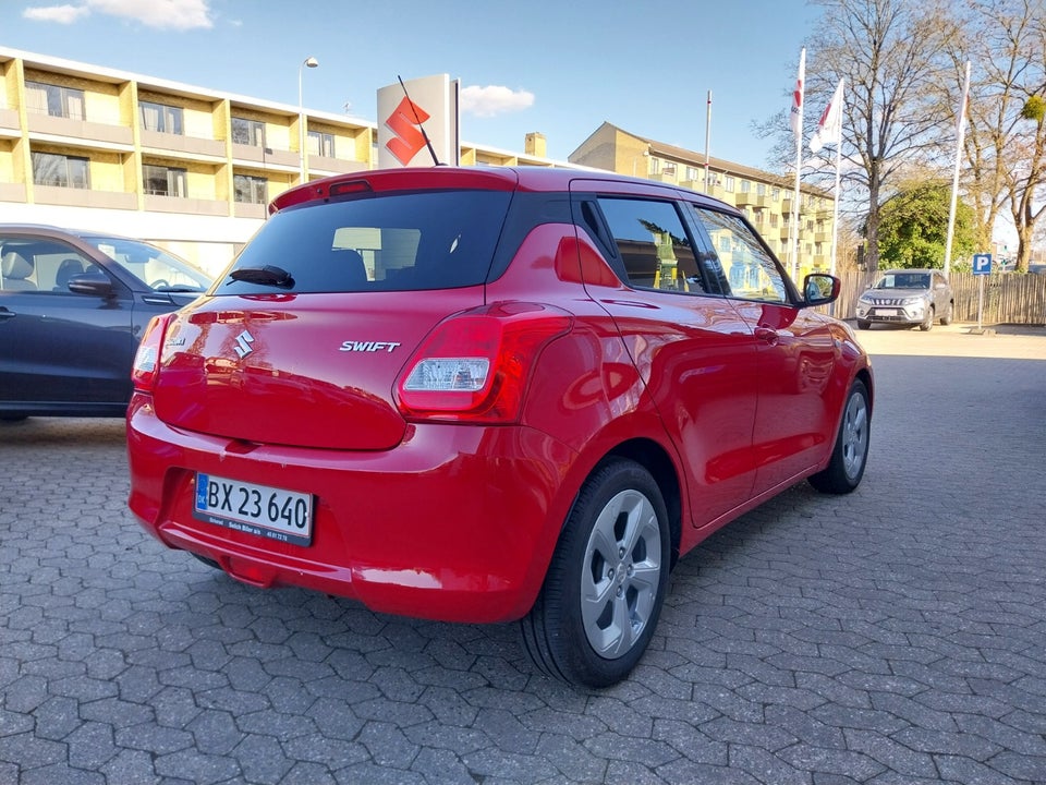 Suzuki Swift 1,2 Dualjet Action CVT 5d