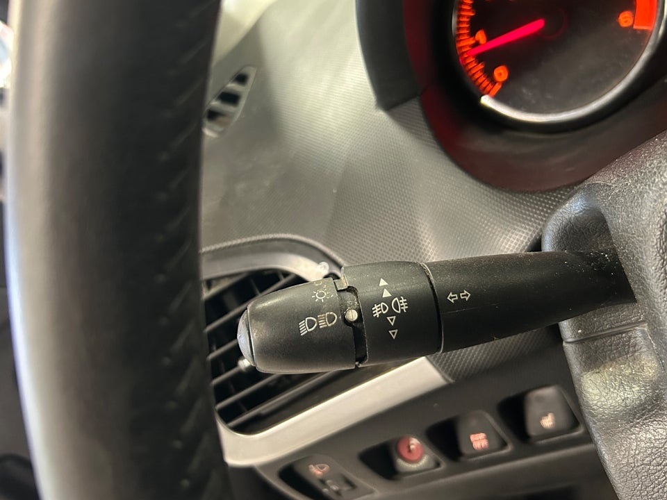 Peugeot 206+ 1,4 HDi 70 Generation 5d