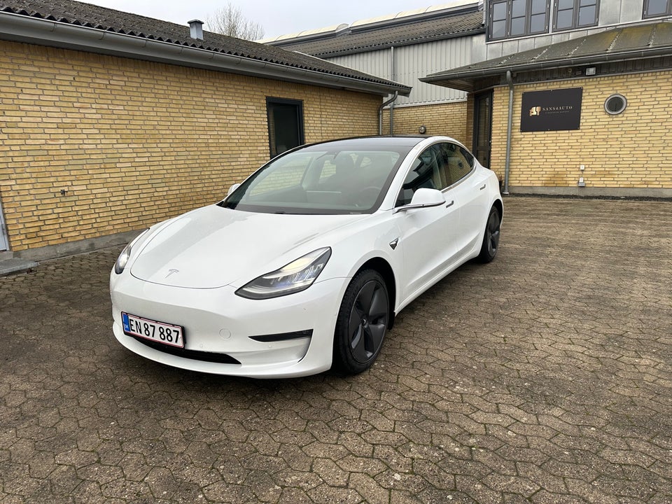 Tesla Model 3 Long Range AWD 4d