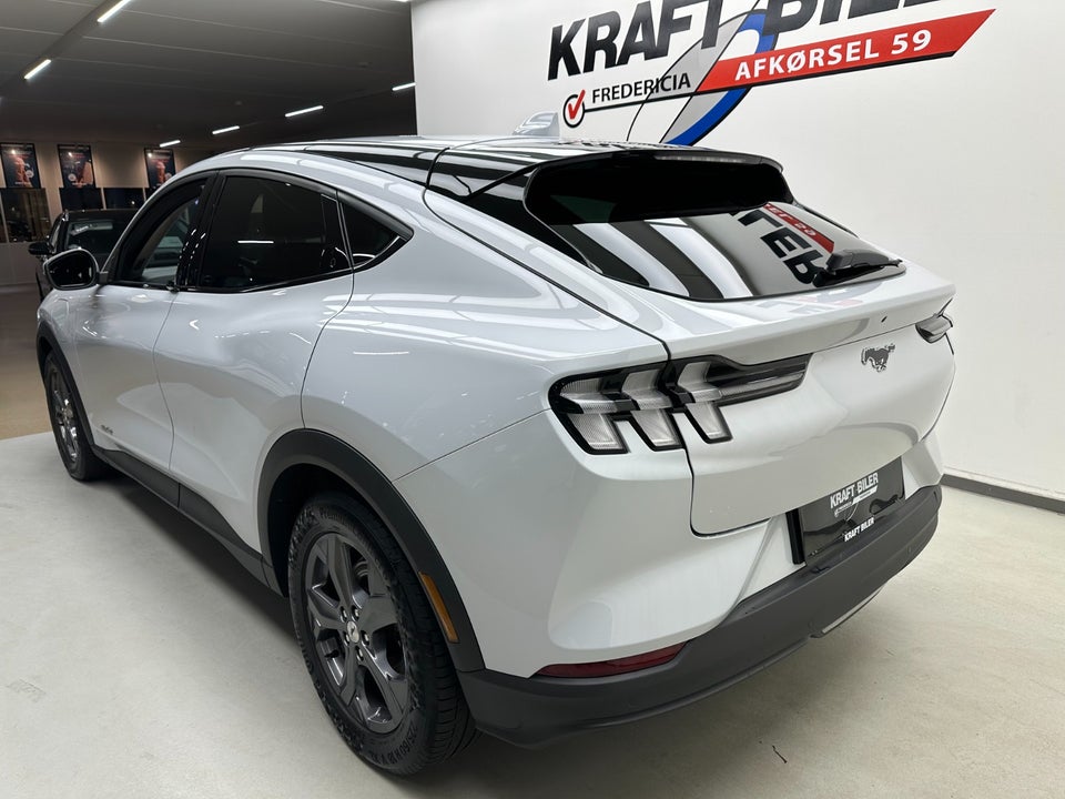 Ford Mustang Mach-E 75 Standard Range 5d