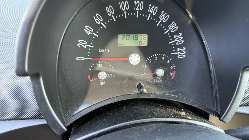 VW New Beetle 2,0 Highline 2d