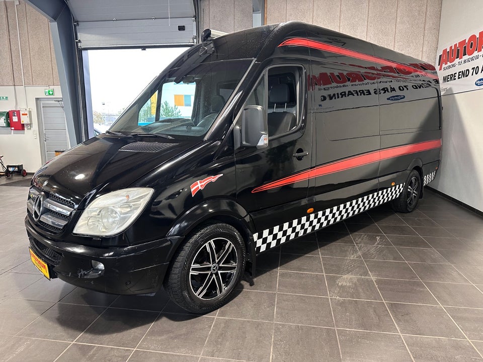 Mercedes Sprinter 318 3,0 CDi R3 Kassevogn 5d