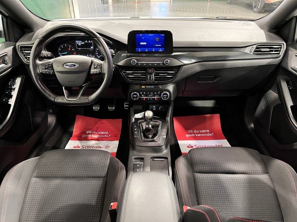 Ford Focus 1,0 EcoBoost ST-Line 5d