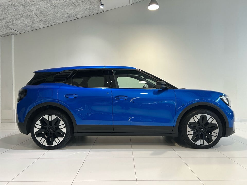 Ford Explorer 77 Premium Extended Range 5d