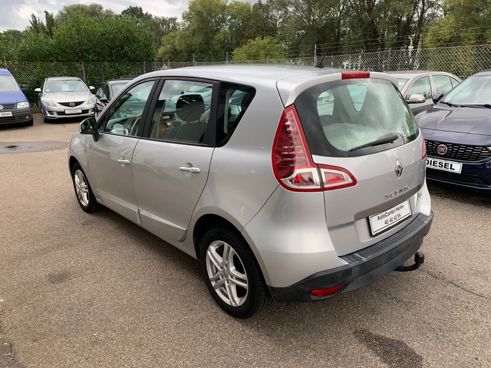 Renault Scenic III 1,5 dCi 95 Authentique 5d