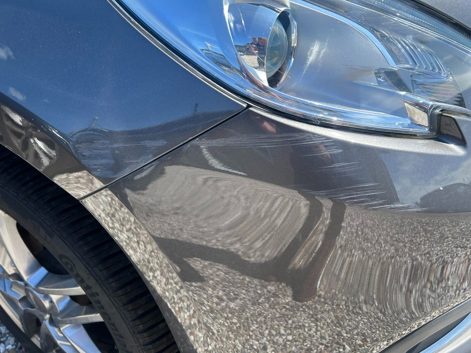 Peugeot 2008 1,2 VTi 82 Active 5d