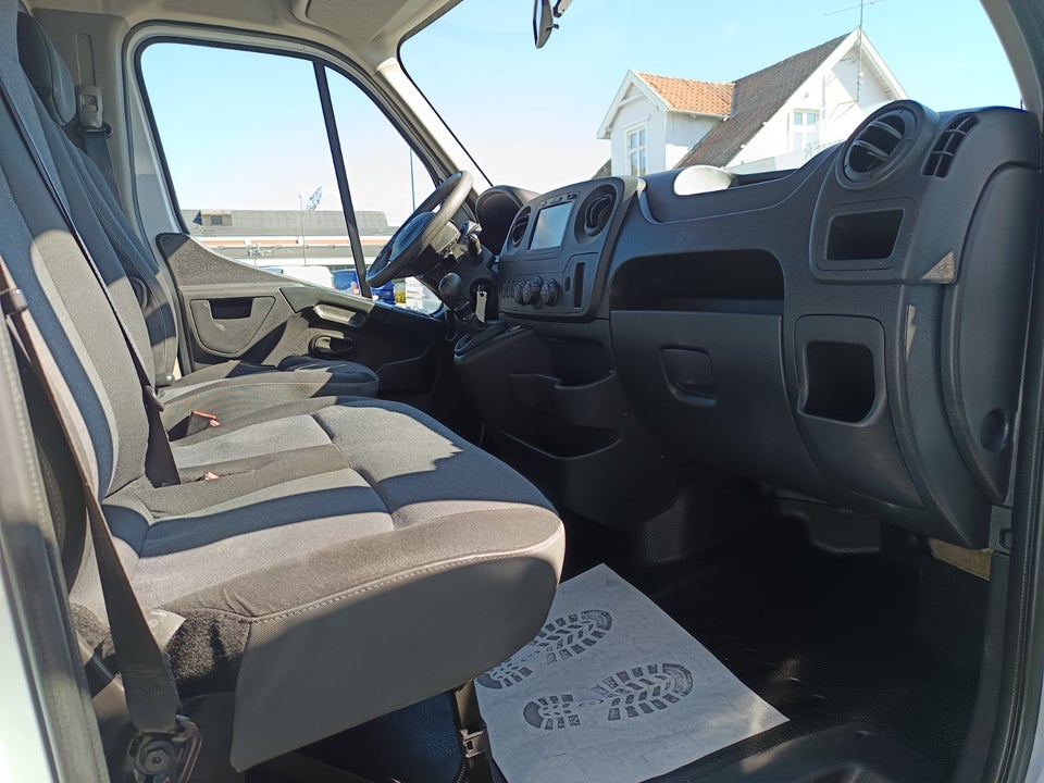 Renault Master III T35 2,3 dCi 145 L3 Db.Kab m/lad 4d