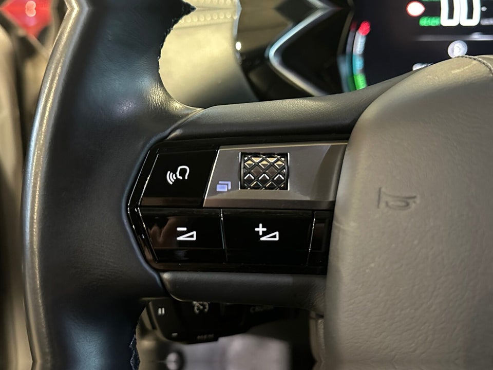 DS DS 3 CrossBack 50 E-Tense Chic 5d