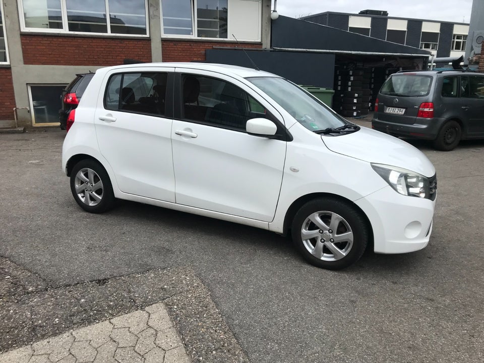 Suzuki Celerio 1,0 Dualjet Exclusive 5d