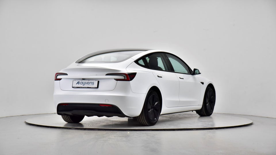 Tesla Model 3 RWD 4d