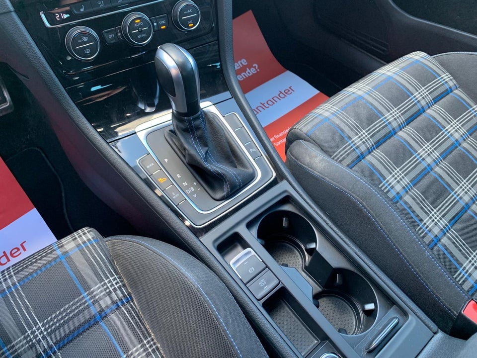 VW Golf VII 1,4 GTE DSG 5d