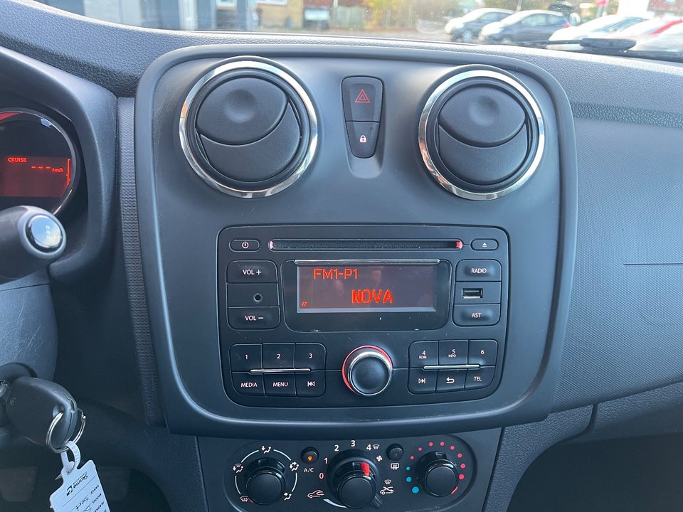 Dacia Sandero 1,2 16V Ambiance 5d