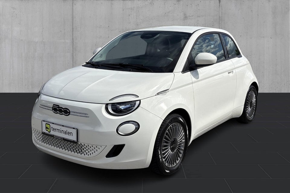 Fiat 500e 42 Icon 3d