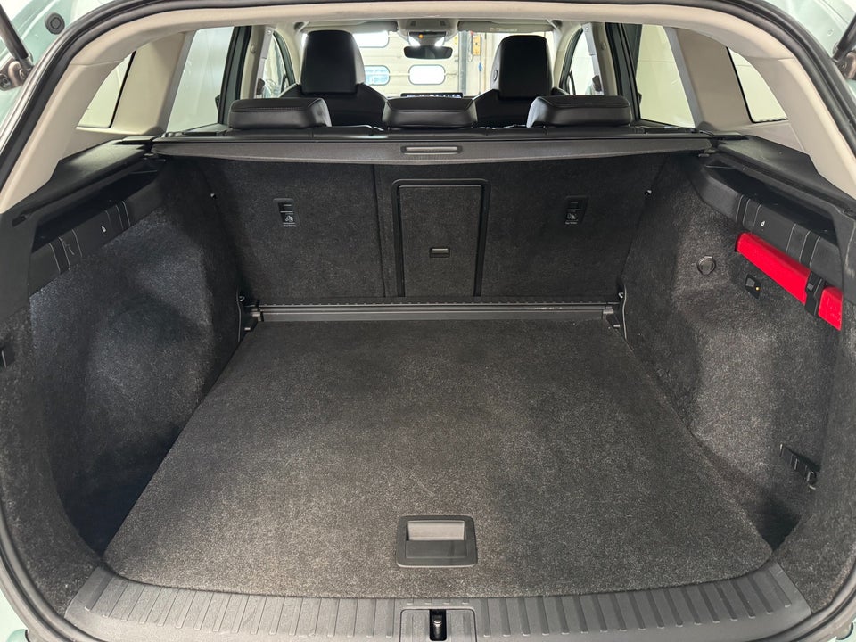 Skoda Enyaq 60 iV Suite 5d