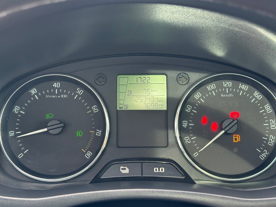 Skoda Roomster 1,2 TSi 105 Ambition 5d