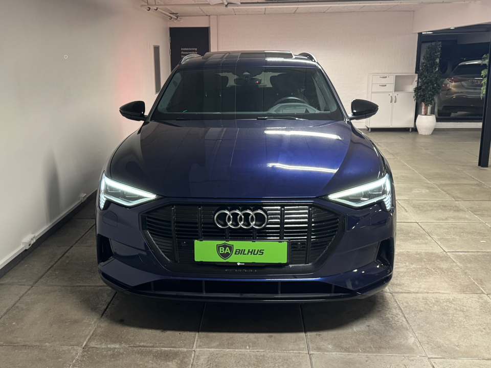 Audi e-tron 55 S-line quattro 5d