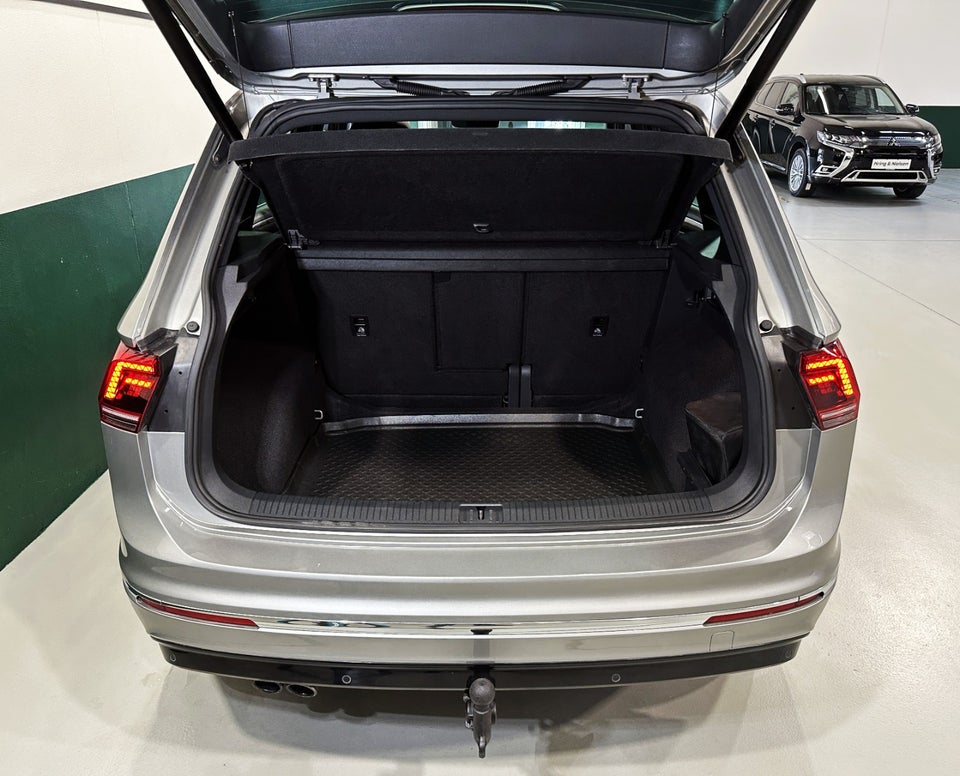 VW Tiguan 1,4 TSi 150 R-line DSG 4Motion 5d
