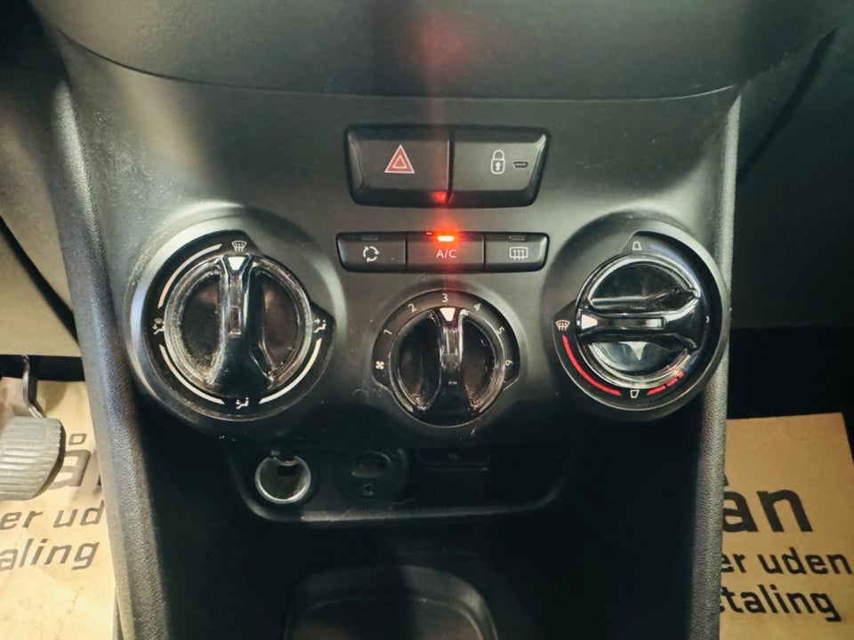 Peugeot 208 1,2 VTi Active 5d