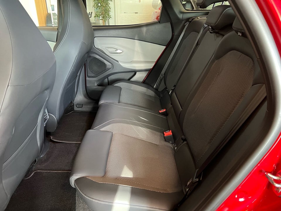 Ford Explorer 79 Select Extended Range AWD 5d