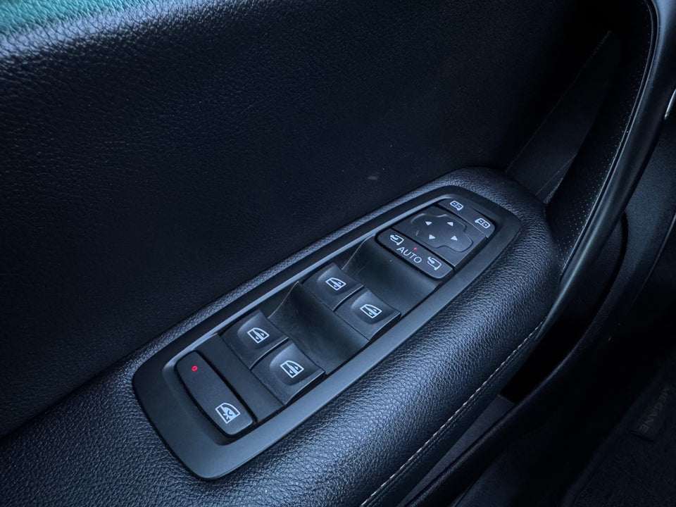 Renault Megane IV 1,6 E-Tech Intens Sport Tourer 5d