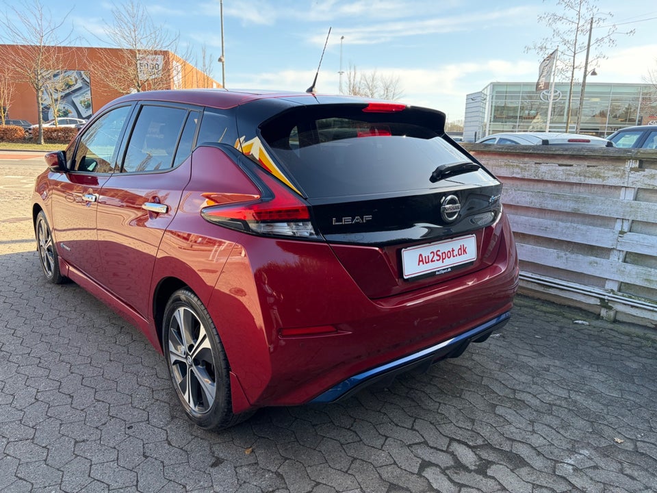 Nissan Leaf 40 Tekna 5d