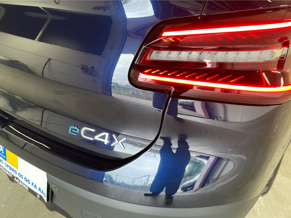 Citroën ë-C4 X 54 Plus 4d