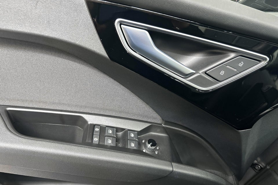 Audi Q4 e-tron 45 Progress 5d