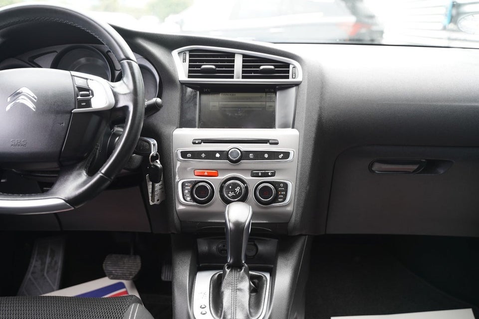 Citroën C4 1,6 BlueHDi 120 Feel Complet EAT6 5d