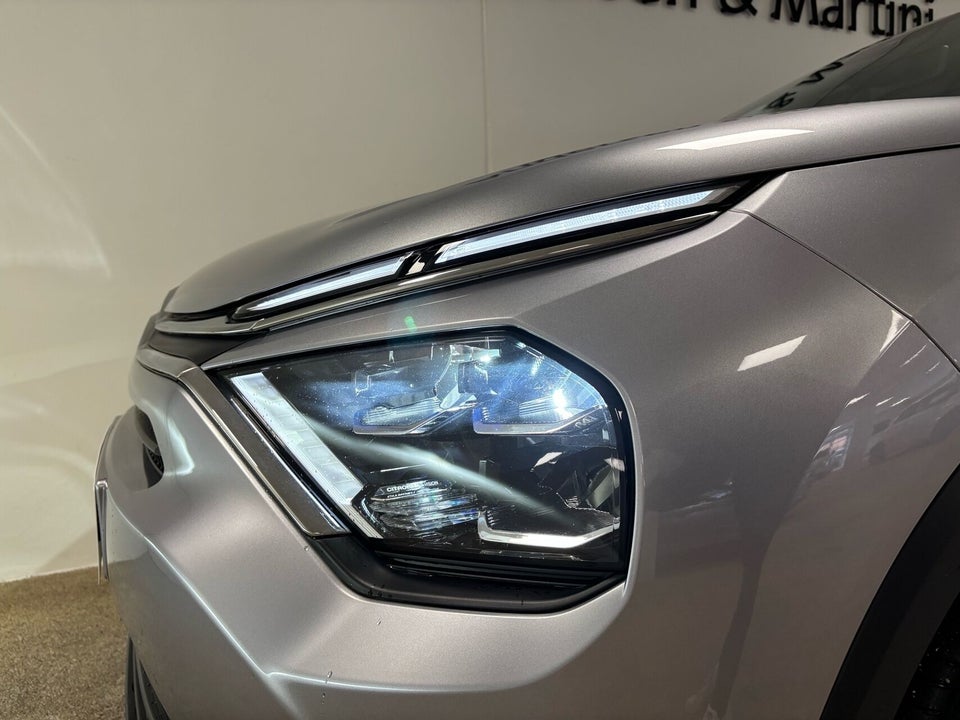 Citroën ë-C4 X 50 Shine 4d