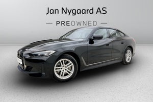 BMW i4, modelår 2024, 29,000 km