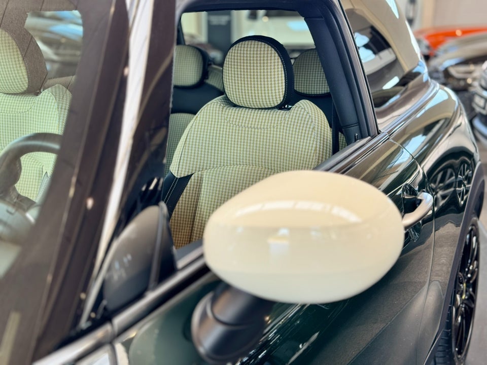 MINI Cooper SE Resolute Edition 3d