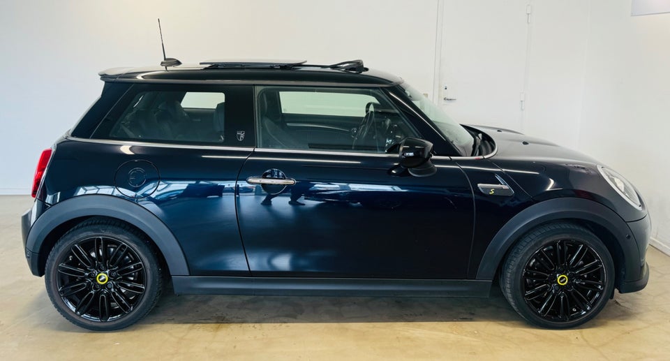 MINI Cooper SE Mosaert Edition 3d